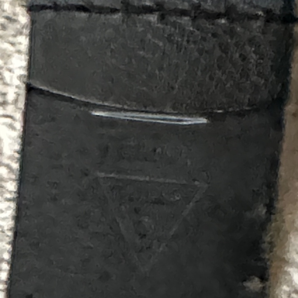 Guess Black Belt with Silver Lion Crest Buckle. Size 32 Inches. - Picture 10 of 11